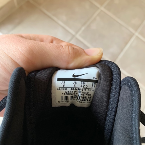 CLOSING SALE! 
🎉HP!!🎉 NWOT Nike Air | Versatile III - Picture 3 of 6